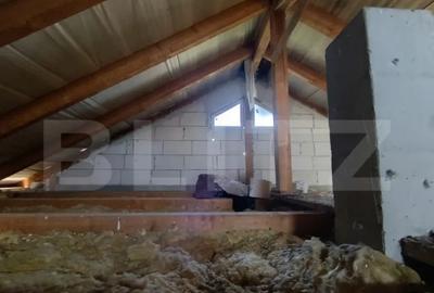 Casă cu 4 camere cu Teren 7000 Mp în Crasna - 3