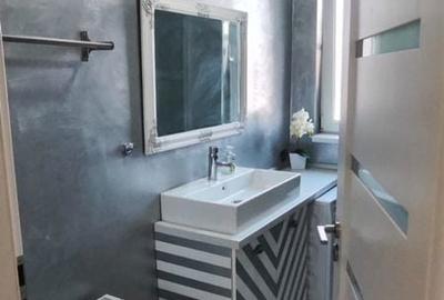 Apartament cu 4 camere decomandat în Remetea - 8