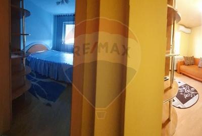 Apartament cu 3 camere de vanzare in zona Fortuna - 2