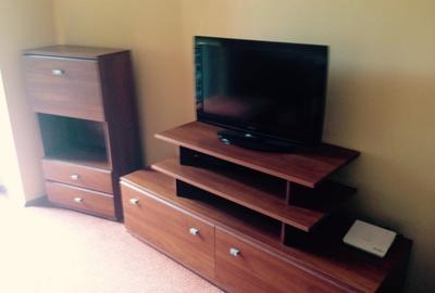 Inchiriere apartament 2 camere decomandat - 2