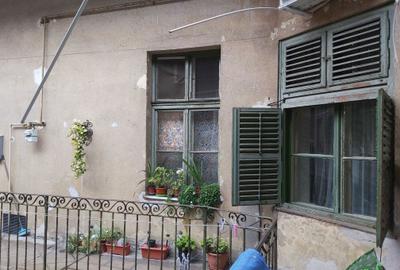 Apartament cu 3 camere semidecomandat în Central - 2