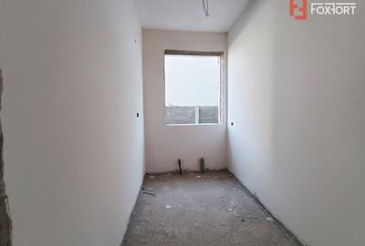 Duplex 4 camere 140 mp utili, toate utilitatile, la asfalt in Giroc - V7800 - 7