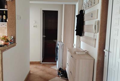 Apartament cu 2 camere decomandat în Soarelui - 3