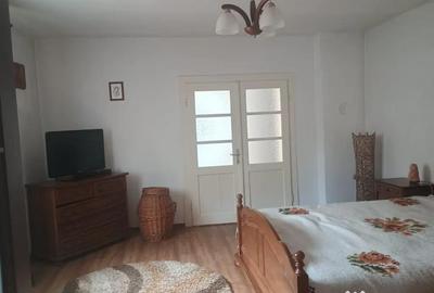 Casă cu 3 camere cu Teren 1089 Mp în Prejmer - 1