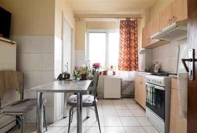 Apartament cu 3 camere decomandat în Rogerius - 3