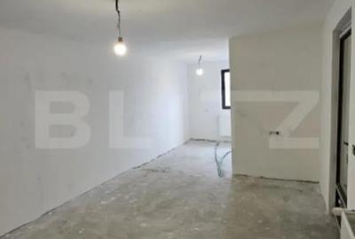 Casă cu 7 camere cu Teren 600 Mp în Central - 12
