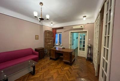 Apartament cu 12 camere semidecomandat, mobilat în Parcul Carol - 12