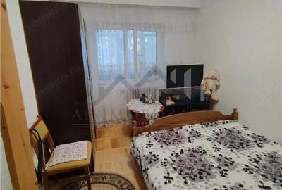Apartament cu 3 camere decomandat, mobilat în Cug - 8