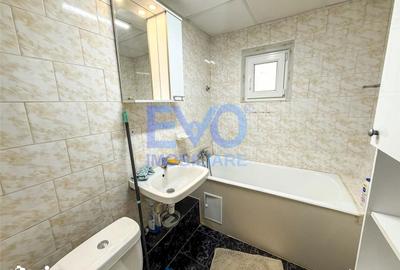 Apartament cu 3 camere decomandat în Nicolina - 9