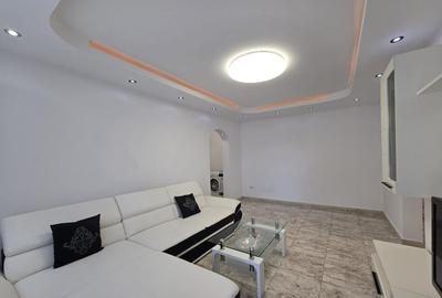 Apartament cu 3 camere semidecomandat în Calea Galați - 1