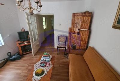 Central -Casa si teren in municipiul Calarasi--Grivita - 10