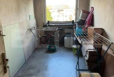 Apartament cu 2 camere semidecomandat în Gojdu - 15