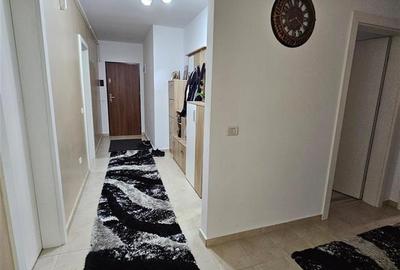 Apartament cu 3 camere decomandat în Noua - 7
