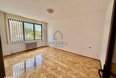 Casă cu 4 camere în Central - 1