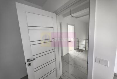 Casă individuală cu 4 camere cu Canalizare în Est - 50