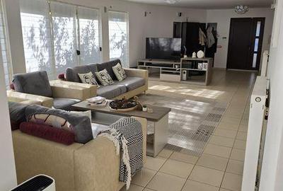 Casă cu 4 camere cu Teren 220 Mp în Blejoi - 8