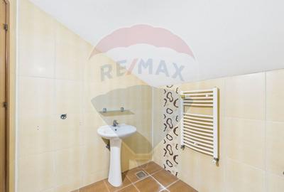 Casă cu 6 camere cu Teren 1200 Mp în Tâncăbești - 19