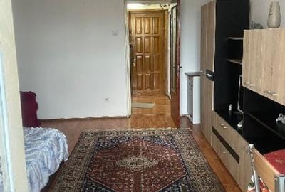 Garsonieră decomandată în Far - 2