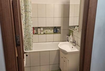 Apartament cu 4 camere semidecomandat, mobilat în Central - 11