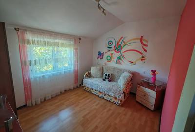 Inchiriez Apartament decomandat 2 cam in Vila la Curte Km 5 - 3