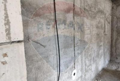 Casă cu 5 camere cu Teren 200 Mp în Poiana - 10