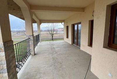 Casă cu 3 camere în Central - 4