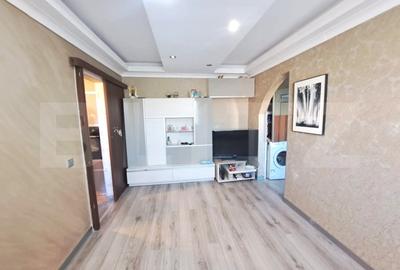 Apartament cu 3 camere semidecomandat, mobilat în Florilor - 1