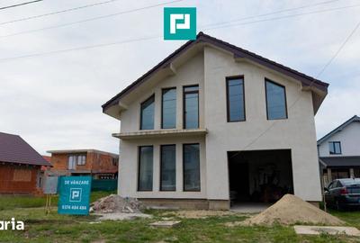 Casă cu 5 camere cu Teren 250 Mp în Central