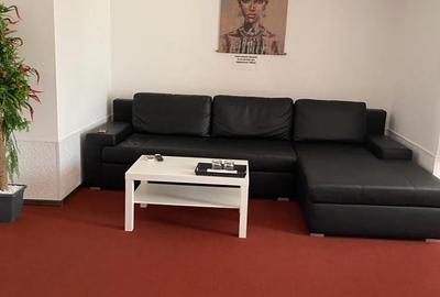 Casă cu 17 camere în Central - 2