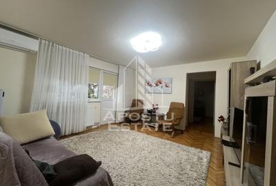 Apartament cu 3 camere, 2 bai,etajul 1, centrala ,renovat,Dambovita - 1