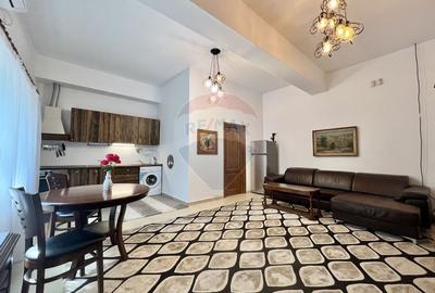 Casa atipica, spatioasa si versatila in comuna Pasarea (Branesti) - 40