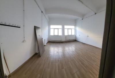 Hala, Open Space, cu renovare la comanda, Dambul Rotund - 3