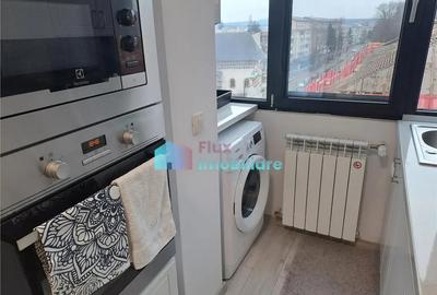 Apartament cu 2 camere semidecomandat în Central - 4