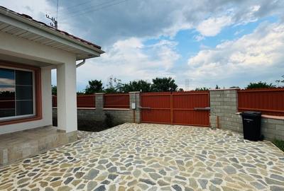 REV2004770 CASA 3 CAMERE - POMPA DE CALDURA - 2