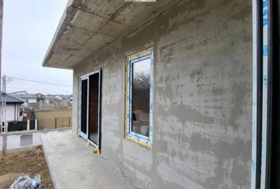 Casă cu 4 camere cu Teren 717 Mp în Miroslava - 9