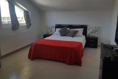 Apartament cu 3 camere semidecomandat, mobilat în Europa