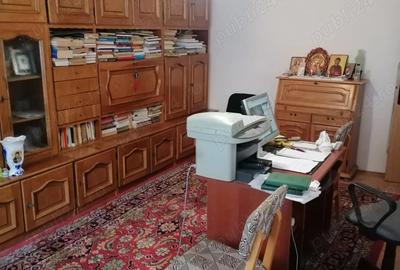Apartament cu 3 camere decomandat în Central - 3