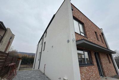 Duplex de inchiriat 4 camere, garaj subteran, zona Calea Turzii - 2