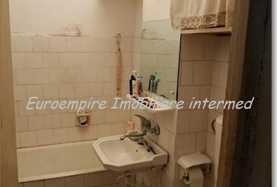 Apartament cu 2 camere decomandat în Far - 6