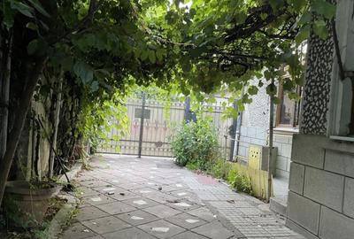 Vanzare teren 342 mp + casa demolabila/renovabila | Unirii - Matei Basarab - Alb - 5