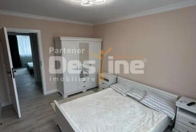 Apartament cu 3 camere semidecomandat în Central - 11