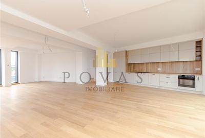 Apartament cu 4 camere semidecomandat în Iancu Nicolae