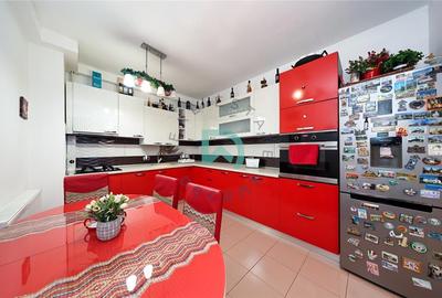 Apartament cu 3 camere decomandat în Tractorul - 5