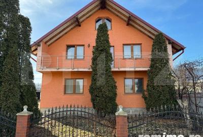 Casă cu 6 camere cu Teren 1800 Mp în Rădăuți - 12