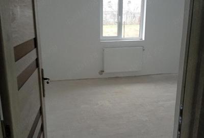 Casă cu 3 camere cu Teren 500 Mp în Pecineaga - 1