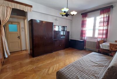 Piata Mihail Kogalniceanu, Cismigiu, 2 camere, etaj 4/6, balcon deschis Piata Mihail Kogalniceanu, Cismigiu, 2 camere, etaj 4/6, balcon deschis - 3