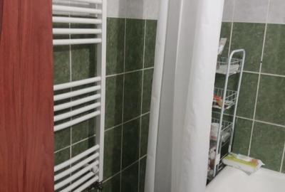 Apartament cu 3 camere decomandat în Central - 3