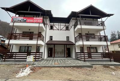 Apartament cu 4 camere decomandat în Central - 2