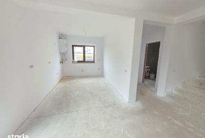 Casă cu 4 camere cu Teren 305 Mp în Tărlungeni - 11