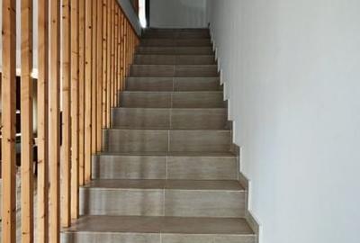 Vila tip duplex S+P+E cartier IZVOR Tarlungeni semimobilata179000 euro - 19